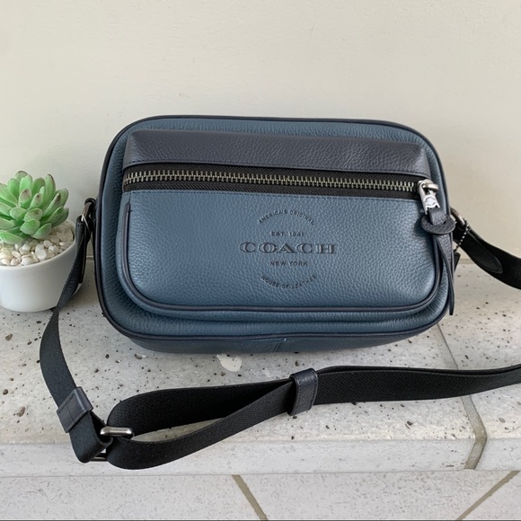 NWT Coach Thompson Small Camera Bag - Picture 16 of 17